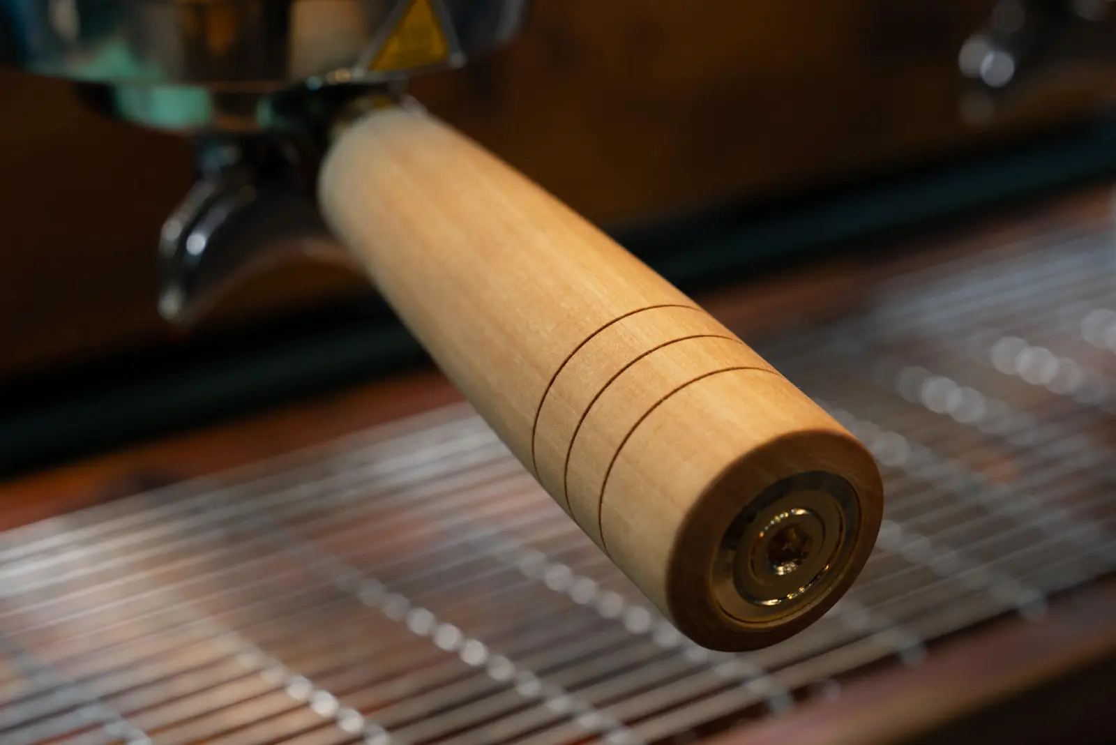 Wooden portafilter handle of the Sanremo Café Racer