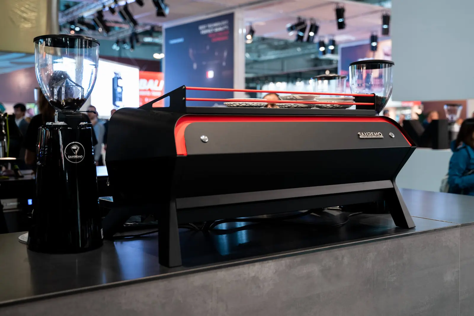 Sanremo F18 with a red accent on a bar