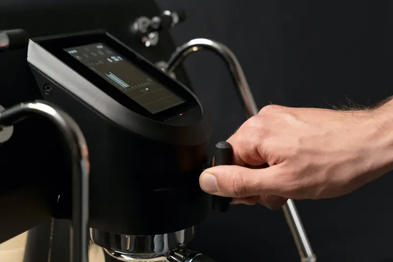 Paddle lever for manual extraction profiling on the Sanremo YOU